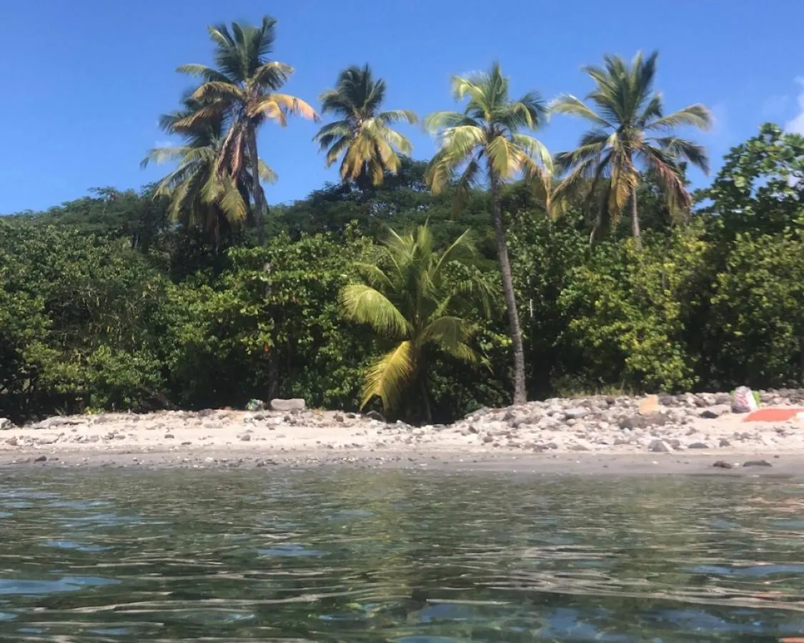 Location Gite Bungalow A 70M De La Plage Bouillante 0*,  Guadeloupe