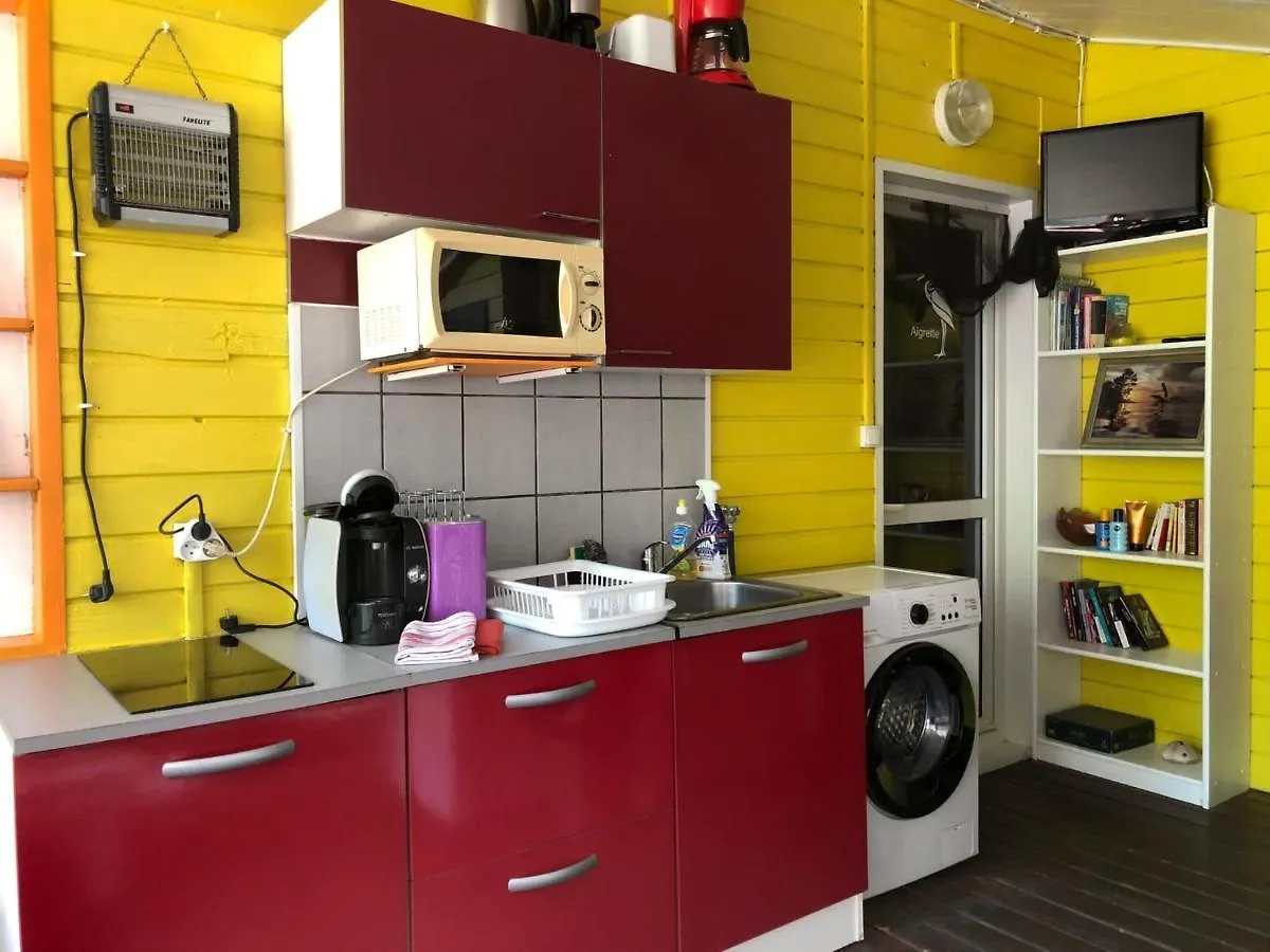 Hébergement de vacances Location Gite Bungalow A 70M De La Plage Bouillante